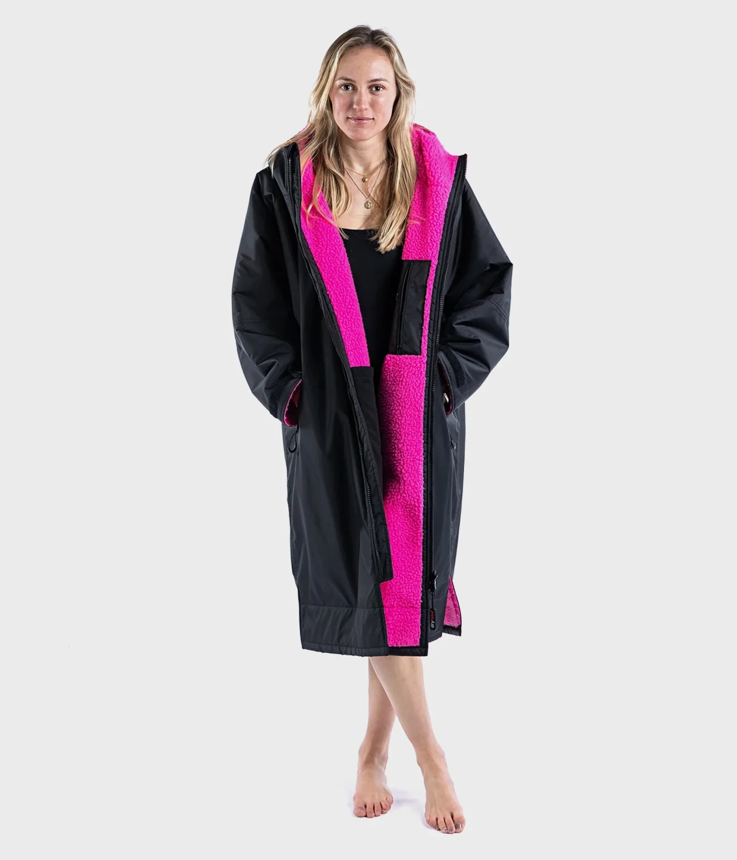 Dryrobe Advance Long Sleeve BLACK PINK - RECYCLED 2 Dryrobe Advance Long Sleeve BLACK PINK - RECYCLED - Image 2