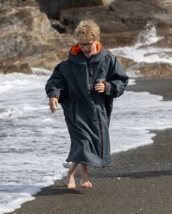 Dryrobe Advance Kids Long Sleeve Dark Grey / Orange -World Of Camping kids advance greyorange 6